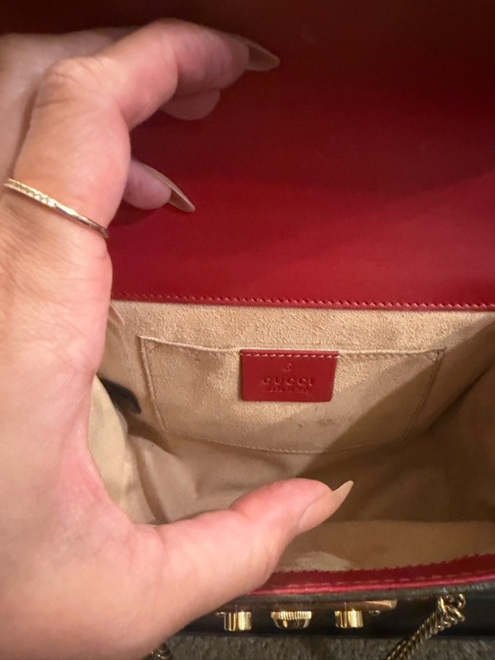 Authentic Gucci Padlock Guccissima Red Leather Shoulder Bag GG Gold Hardware - Picture 4 of 4